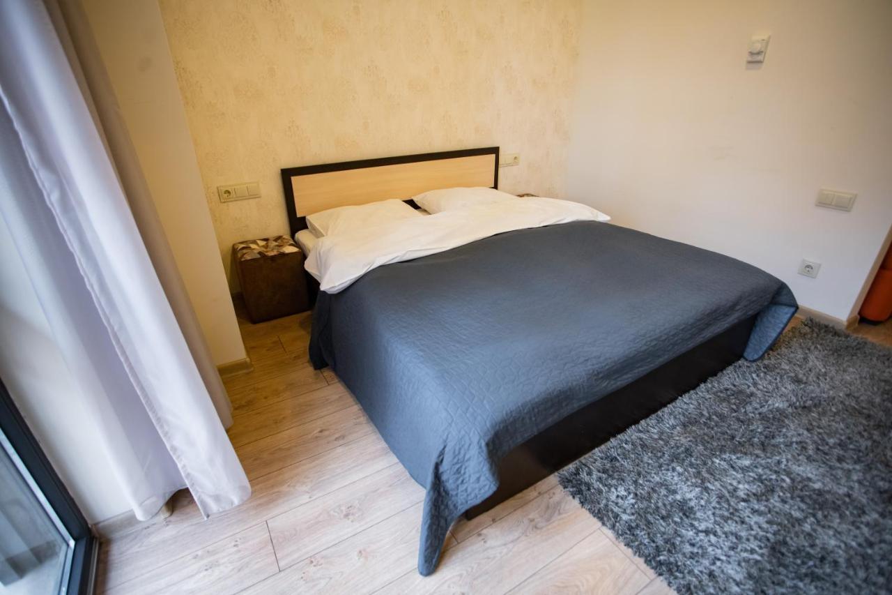 Fantastic Apartments Near Republic Square, Perfect Location, Mystreet Company Ереван Экстерьер фото