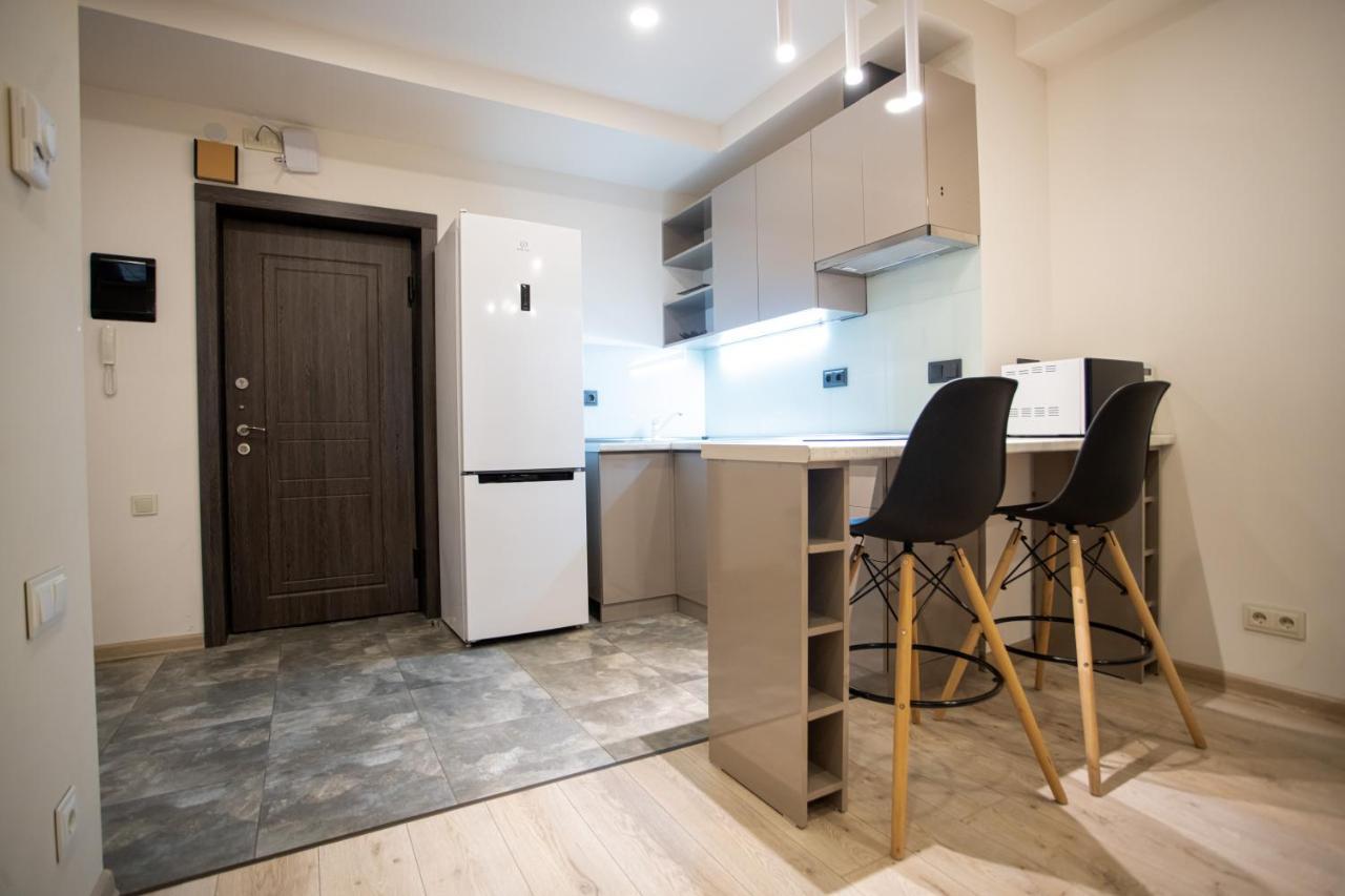 Fantastic Apartments Near Republic Square, Perfect Location, Mystreet Company Ереван Экстерьер фото
