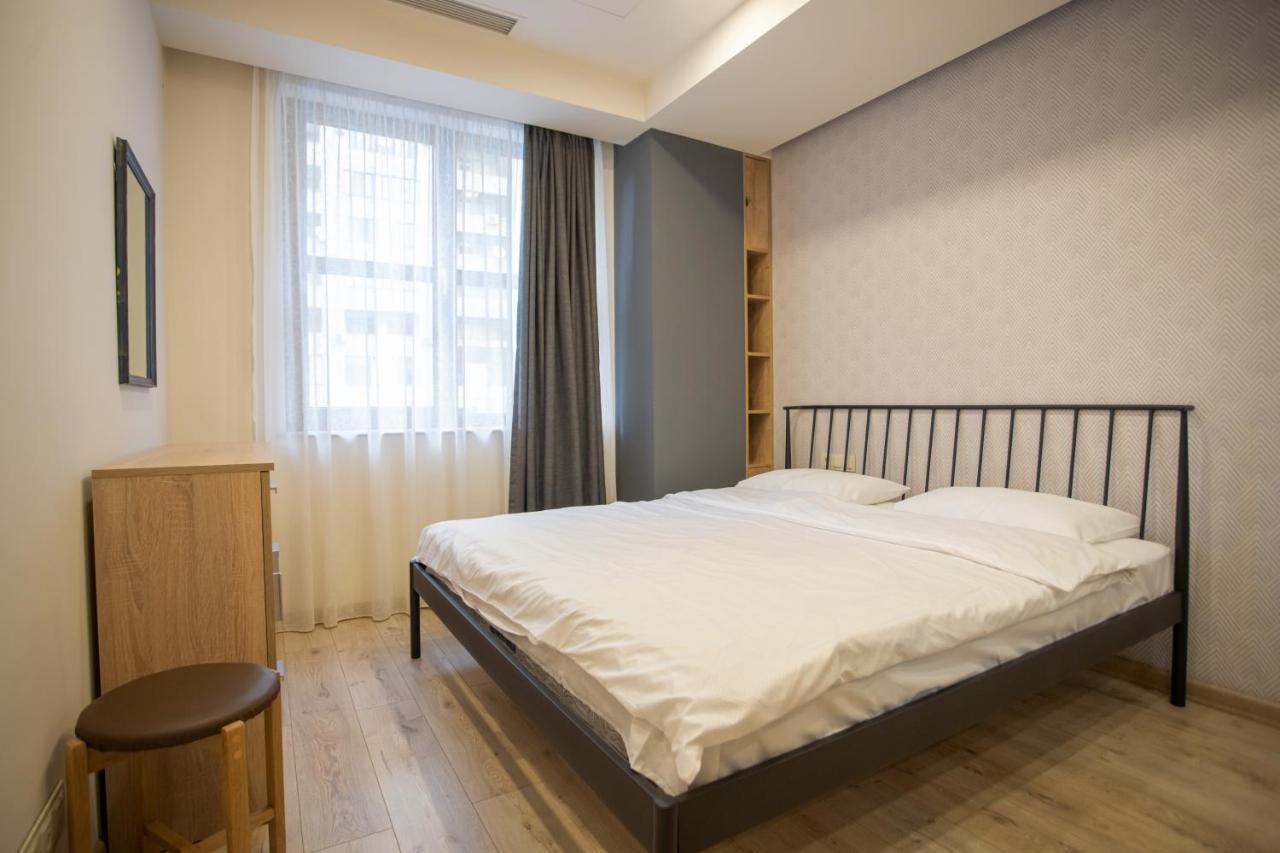 Fantastic Apartments Near Republic Square, Perfect Location, Mystreet Company Ереван Экстерьер фото
